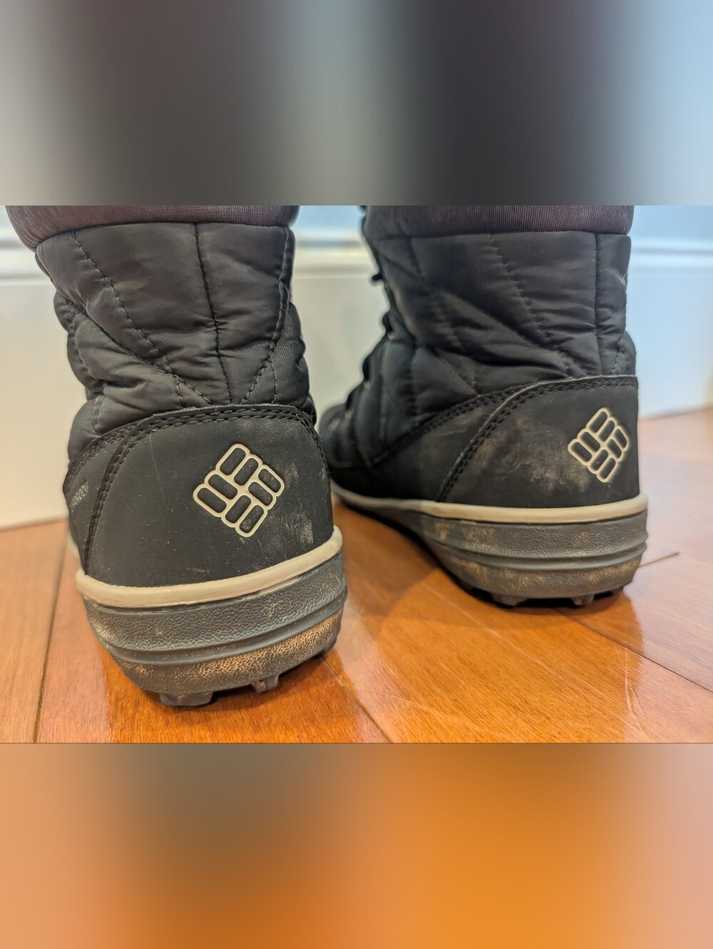 Columbia Heavenly Omni-Heat Black with Fur Trim Winter Boot - Picture 5 of 9